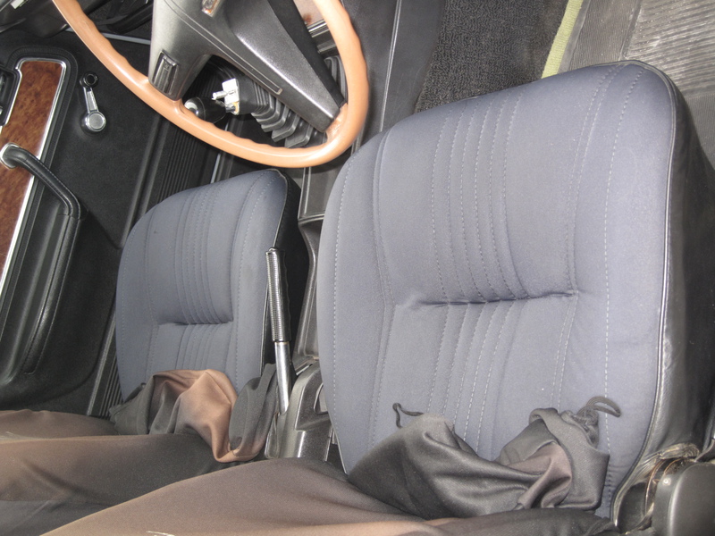 49年 バイオレット 4D 1400（J710） ｜ヴィンテージカー、クラシック